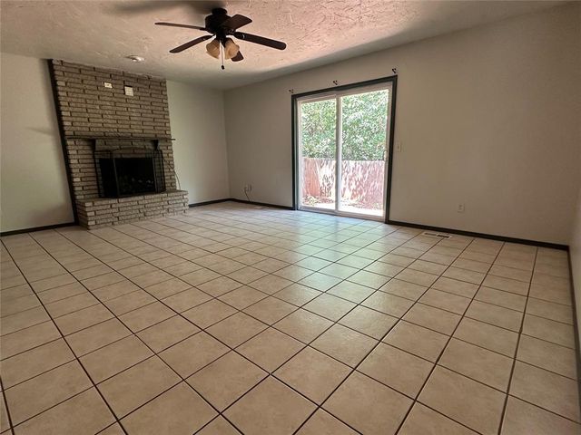 8940 Tilman Drive, Oklahoma City, OK 73132