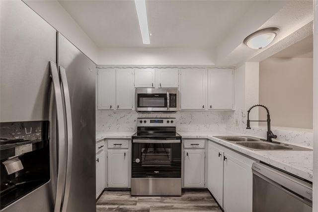 1803 Country Village Boulevard, Humble, TX 77338