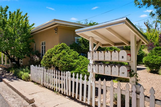 530 Garcia Street 11, Santa Fe, NM 87505
