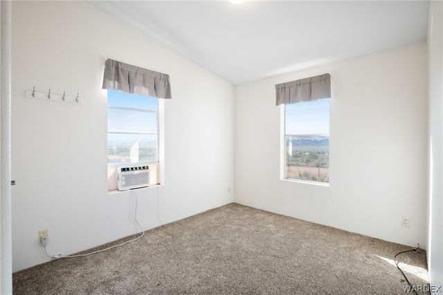 9260 N Diamond Bar Avenue, Kingman, AZ 86401