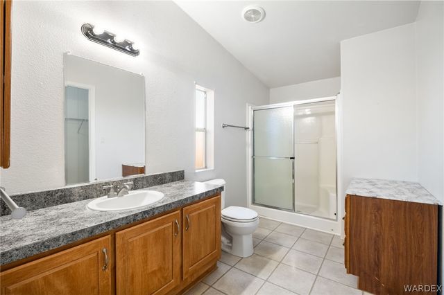 9260 N Diamond Bar Avenue, Kingman, AZ 86401