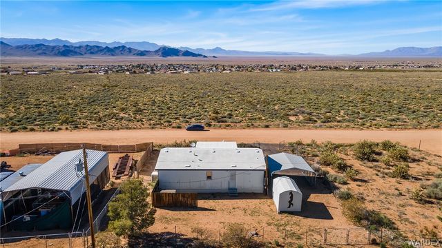 9260 N Diamond Bar Avenue, Kingman, AZ 86401