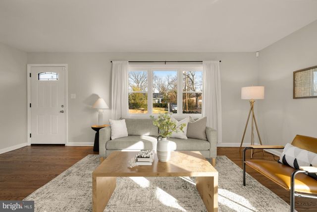 6112 PAULONIA RD, Alexandria, VA 22310