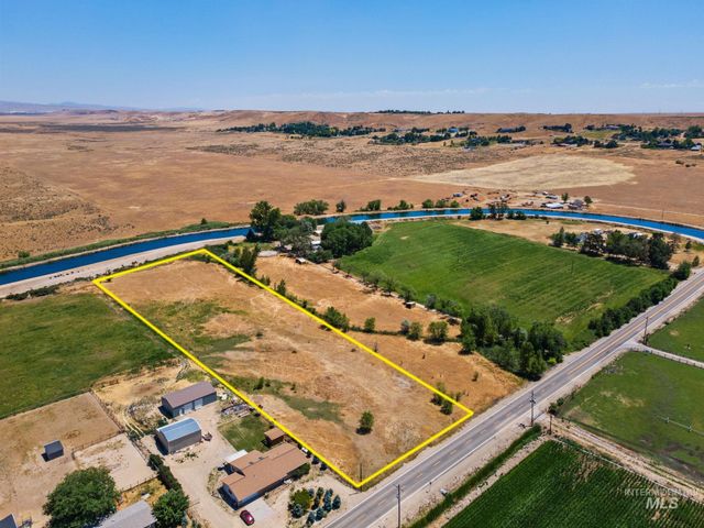 7850 S Cole Rd, Boise, ID 83709
