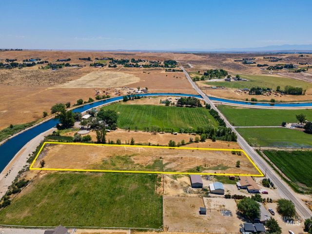 7850 S Cole Rd, Boise, ID 83709