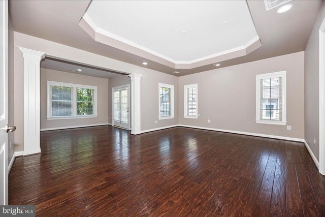 100 CASTLE OAK CT, Clarksburg, MD 20871