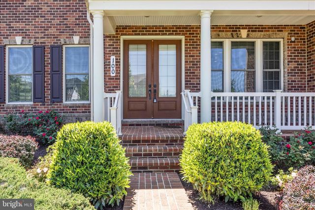 100 CASTLE OAK CT, Clarksburg, MD 20871