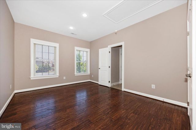 100 CASTLE OAK CT, Clarksburg, MD 20871