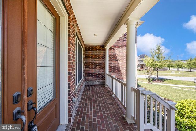 100 CASTLE OAK CT, Clarksburg, MD 20871