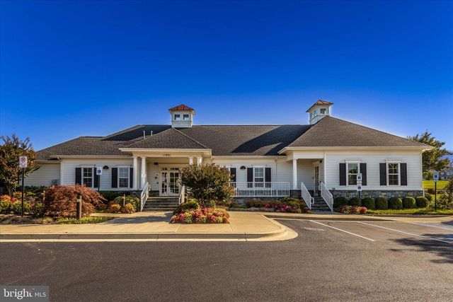 100 CASTLE OAK CT, Clarksburg, MD 20871