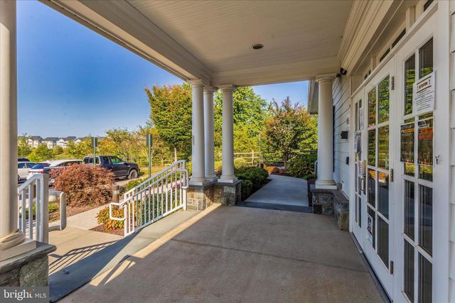 100 CASTLE OAK CT, Clarksburg, MD 20871