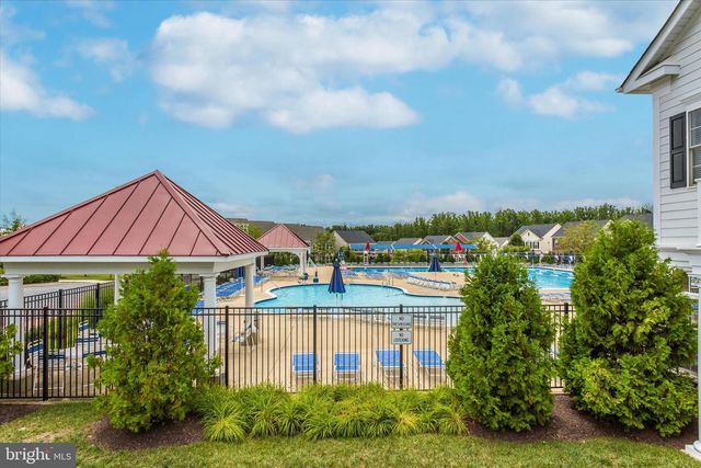 100 CASTLE OAK CT, Clarksburg, MD 20871