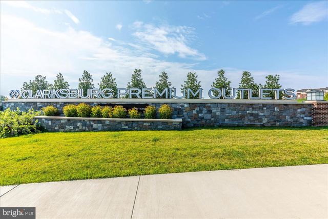 100 CASTLE OAK CT, Clarksburg, MD 20871