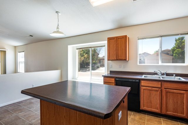 1000 High Plains Road NE, Rio Rancho, NM 87144
