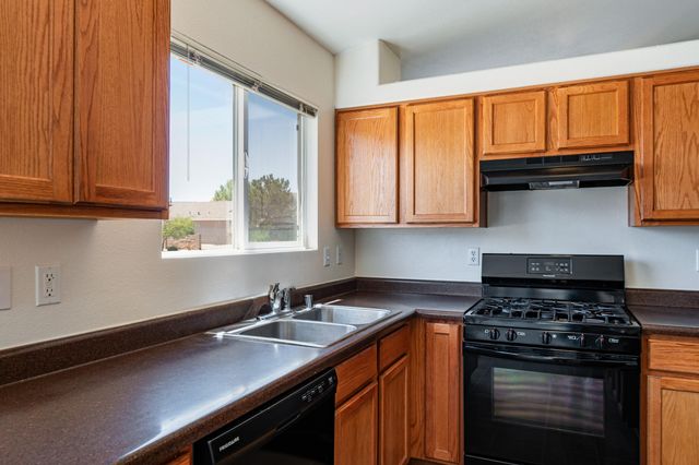 1000 High Plains Road NE, Rio Rancho, NM 87144