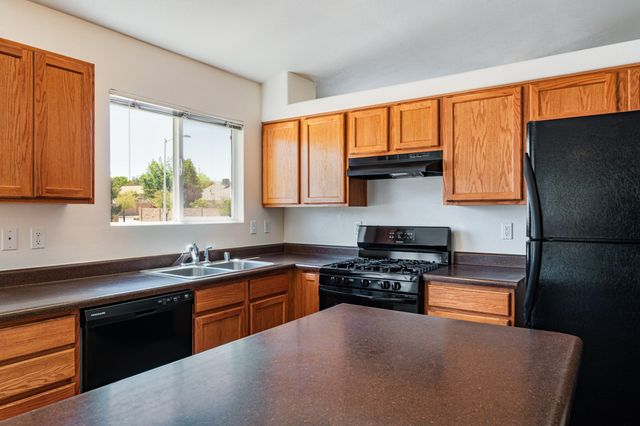 1000 High Plains Road NE, Rio Rancho, NM 87144