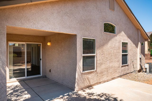 1000 High Plains Road NE, Rio Rancho, NM 87144