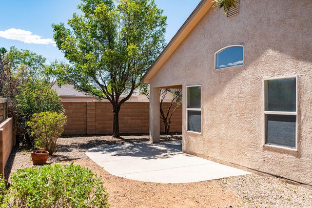 1000 High Plains Road NE, Rio Rancho, NM 87144