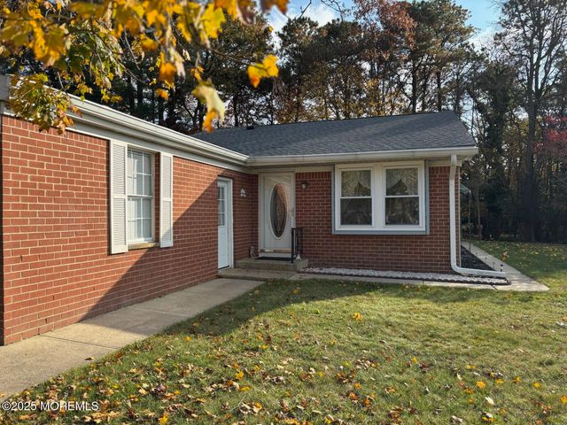 791 Hudson Parkway, Whiting, NJ 08759