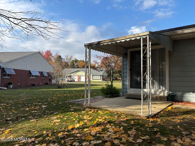 791 Hudson Parkway, Whiting, NJ 08759