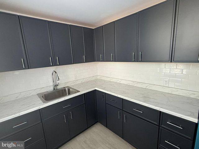 4937 WALNUT ST, Philadelphia, PA 19139