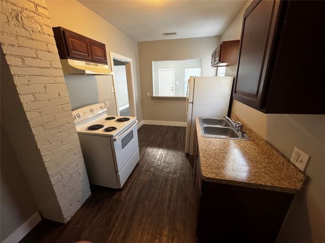 3514 Meadow Street, Dallas, TX 75215