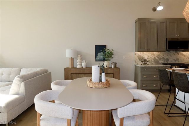 421 Bordeaux Boulevard, Broadview Heights, OH 44147