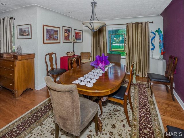289 W Haller Drive, East Alton, IL 62024