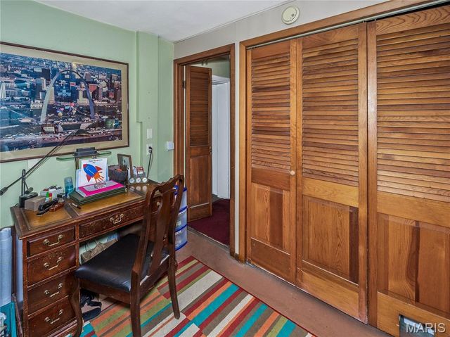 289 W Haller Drive, East Alton, IL 62024