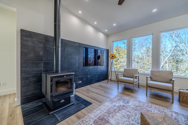 139 Cherokee Drive, Kimberling City, MO 65686