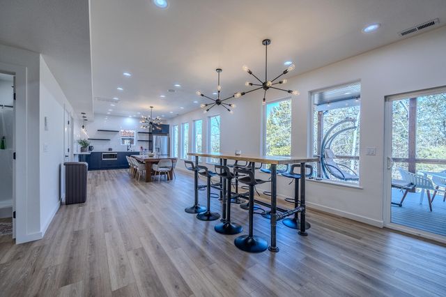 139 Cherokee Drive, Kimberling City, MO 65686