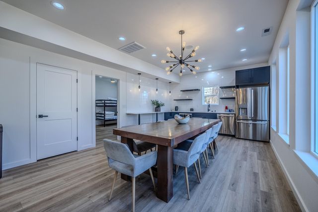 139 Cherokee Drive, Kimberling City, MO 65686