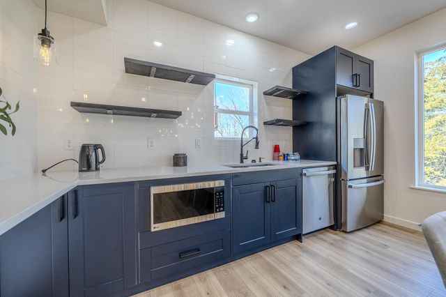 139 Cherokee Drive, Kimberling City, MO 65686