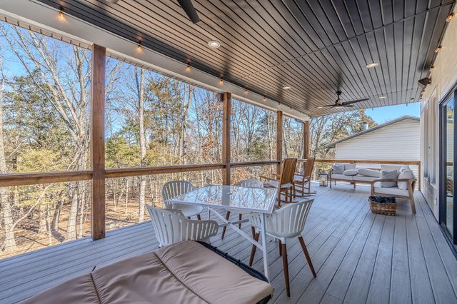 139 Cherokee Drive, Kimberling City, MO 65686