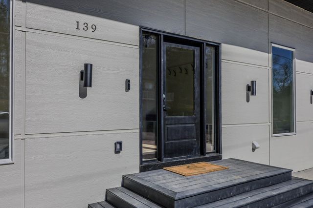 139 Cherokee Drive, Kimberling City, MO 65686