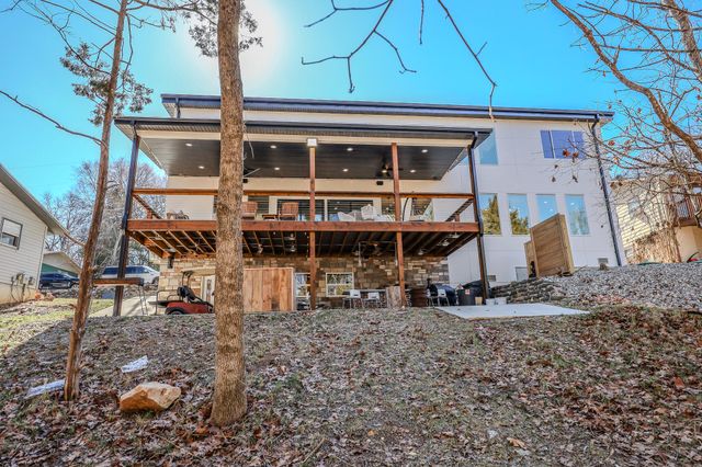 139 Cherokee Drive, Kimberling City, MO 65686