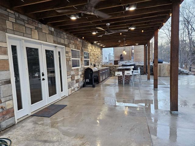 139 Cherokee Drive, Kimberling City, MO 65686