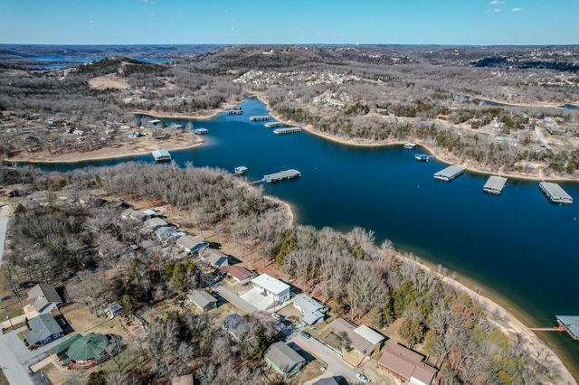 139 Cherokee Drive, Kimberling City, MO 65686