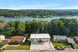 139 Cherokee Drive, Kimberling City, MO 65686