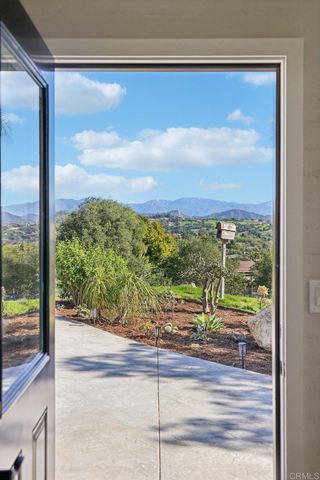 2235 Gum Tree Lane, Fallbrook, CA 92028