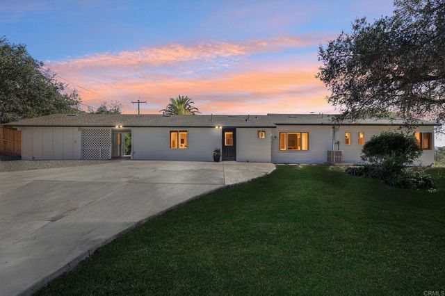 2235 Gum Tree Lane, Fallbrook, CA 92028