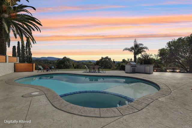 2235 Gum Tree Lane, Fallbrook, CA 92028