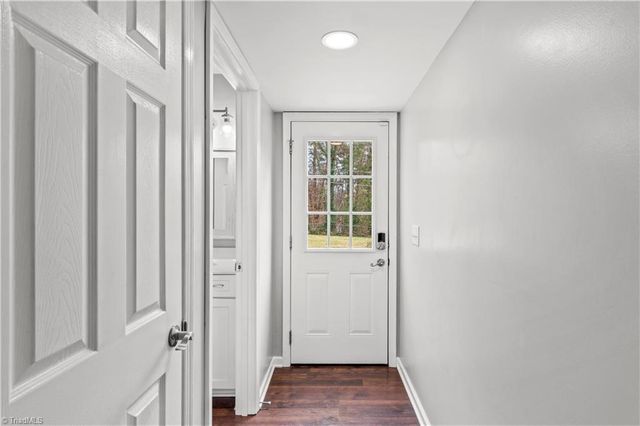 245 Summerglen Drive, Lewisville, NC 27023