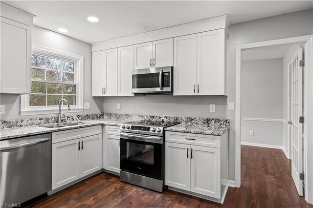 245 Summerglen Drive, Lewisville, NC 27023