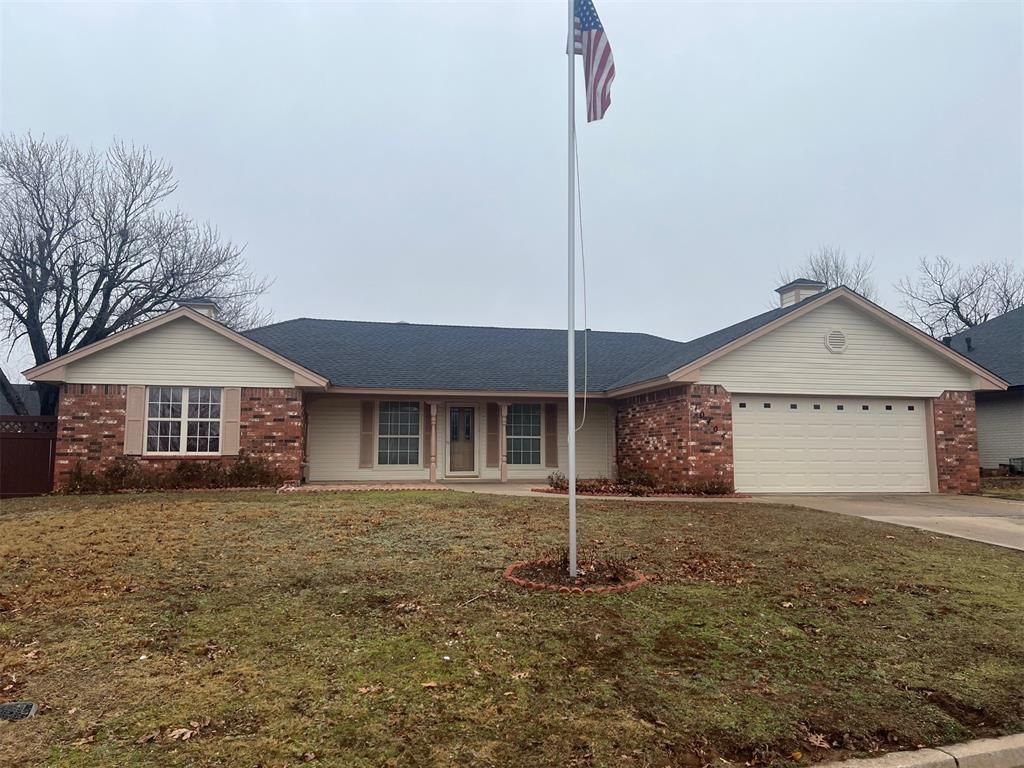 Image 1 of property listing at 10404 Ryecroft Road, Oklahoma City, OK 73162