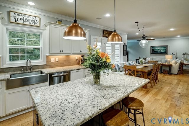 7559 Madison Estates Dr, Mechanicsville, VA 23111