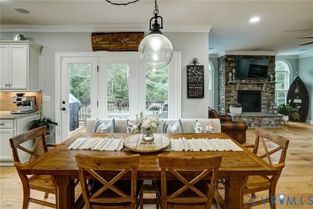 7559 Madison Estates Dr, Mechanicsville, VA 23111