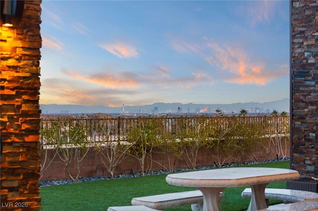 5764 Aspen Falls Circle, Las Vegas, NV 89149