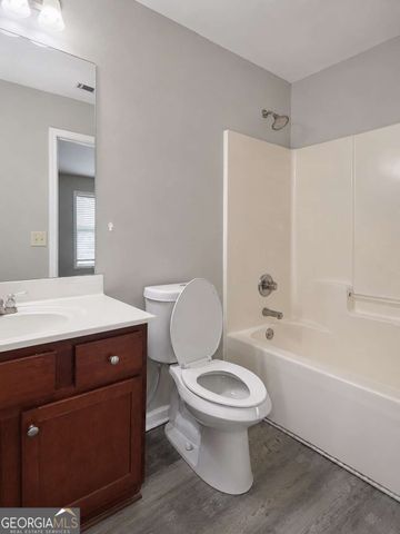 2252 Oakland Downs Way, Lawrenceville, GA 30044