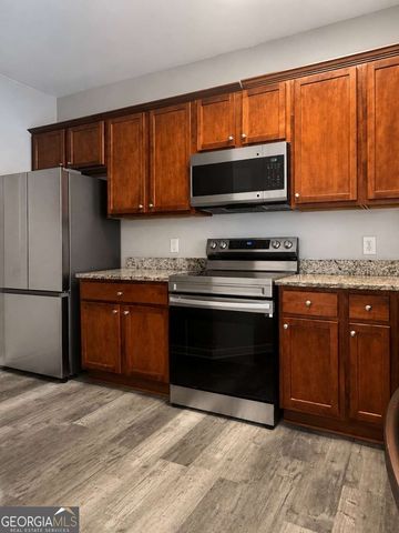2252 Oakland Downs Way, Lawrenceville, GA 30044